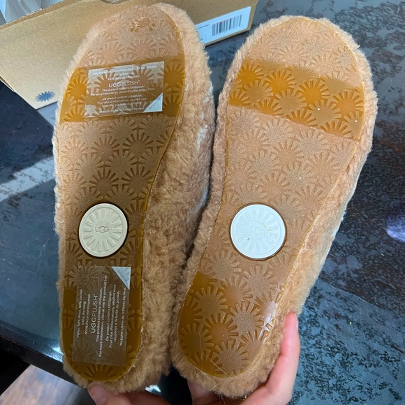 UGG Cow Print Slides - Picture 3 of 4